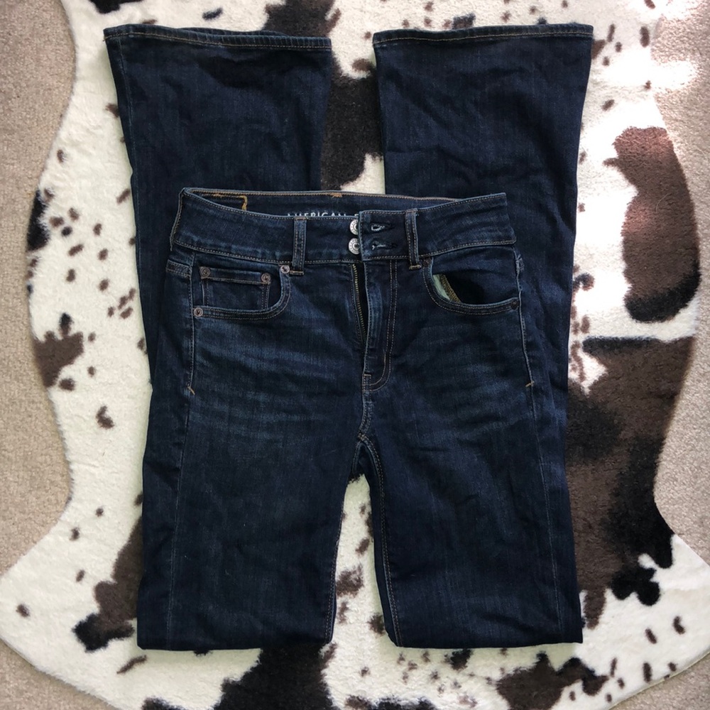 SOLD ON CURTSY AE Hi-Rise Artist Flare Jeans